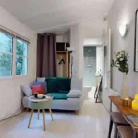 Cosy A 12m² Avec Terrasse Privee * Parigi